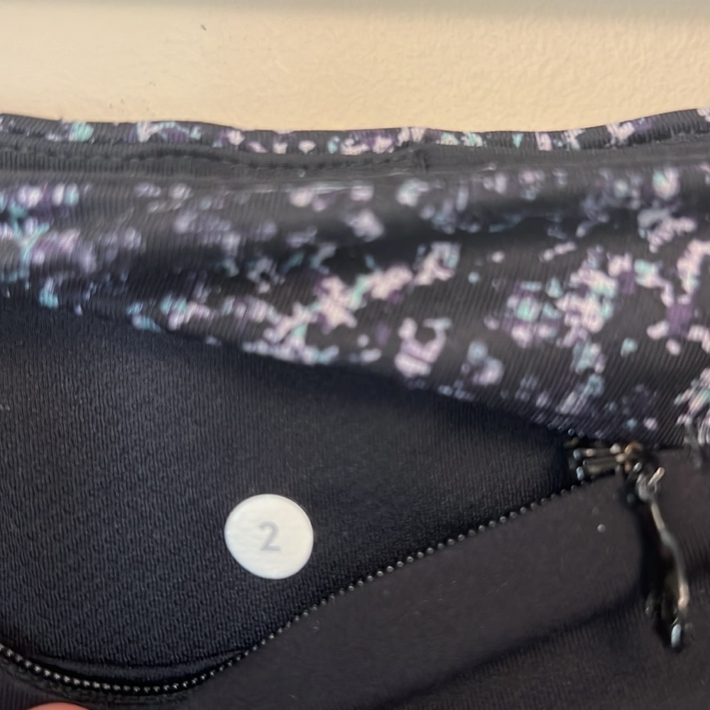 Lululemon Speed Tight ll Luxtreme in Rocky Road size 2 - Picture 8 of 8